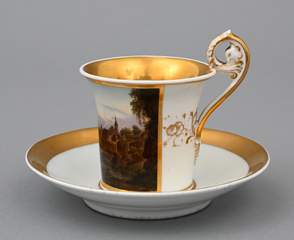 <b>Tasse 