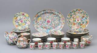 <b>Großes Service China mit Handmalerei: Dekor Mille Fleurs</b>