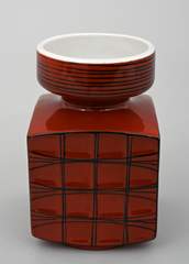 <b>Ausgefallene Vase</b>