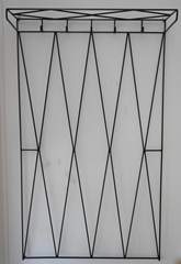 <b>Zierliche Metall-Wandgarderobe im 50er Jahre-Look</b>