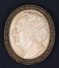 <b>Elfenbein-Schnitzmedaillon Johann Wolfgang von  Goethe</b>