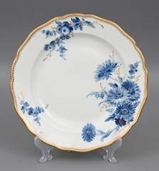 <b>Teller mit Unterglasurblau-Malerei, Meissen </b>
