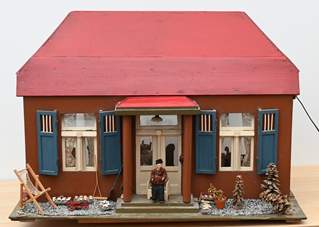 <b>Großes Puppenhaus mit reicher Ausstattung</b>