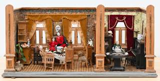 <b>Puppenstube mit Ausstattung</b>