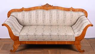 <b>Großes Biedermeiersofa</b>