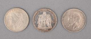 <b>Drei Silbermünzen Frankreich / USA</b>