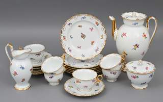 <b>Kaffeeservice Meissen Streublumendekor</b>