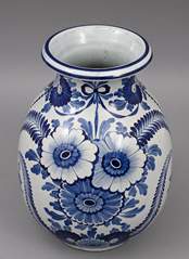 <b>Große Annaburger Vase in Delfter Art</b>