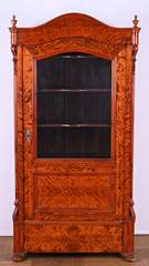 <b>Vitrine Birke geflammt</b>