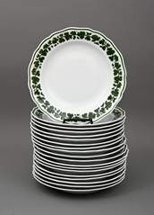 <b>Set von 19 Speisetellern Meissen Weinlaub</b>