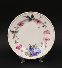 <b>Teller Herbstanemone und Stiefmütterchen</b>