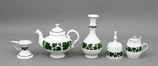 <b>Fünf Einzelteile mit Weinlaubdekor</b>