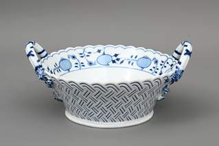 <b>Korbschale Zwiebelmusterdekor</b>