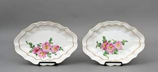 <b>Zwei Platten/ Schalen</b>