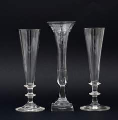 <b>Drei elegante Sektflöten</b>