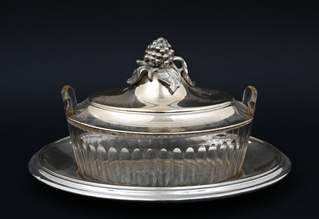 <b>Dose auf Presentoir</b>