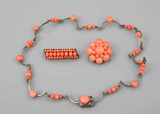 <b>Korallenschmuck</b>