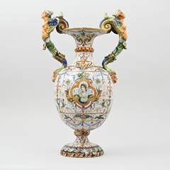 <b>Historistische Majolika-Amphorenvase</b>