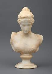 <b>Büste der Hebe</b>