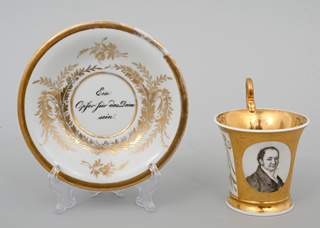 <b>Porträttasse mit Untertasse</b>