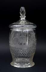 <b>Geschliffener Deckelhumpen</b>