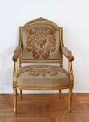<b>Sessel im Louis-XVI-Stil</b>