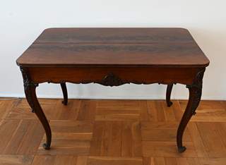 <b>Ausziehtisch </b>