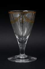 <b>Kelchglas mit Schliff-Girlande</b>