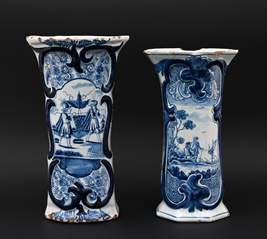 <b>Zwei Delfter Vasen</b>