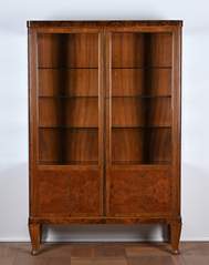 <b>Vitrine, 1920er / 30er Jahre</b>
