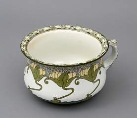 <b>Jugendstil-Nachttopf Royal Doulton</b>