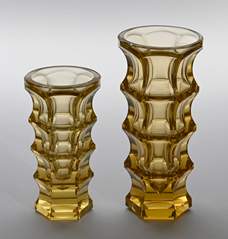 <b>Paar Studioglas-Vasen</b>