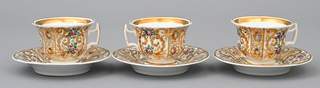 <b>Drei Tassen mit Untertassen Golddekor</b>